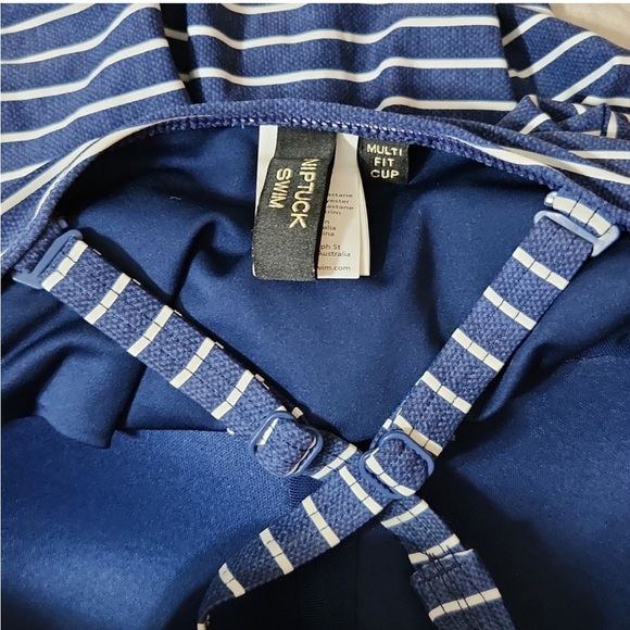 Nip Tuck Women's Swim Joanne One Piece Swimsuit blue & white Stripes size 10 - Picture 3 of 13